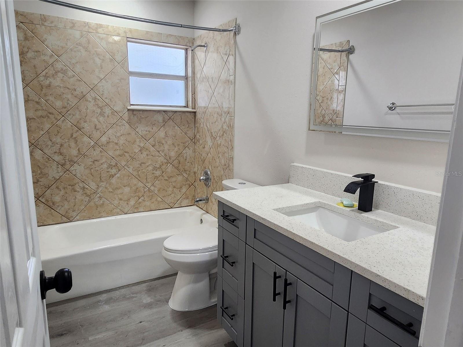 SOUTHWOOD HILLS UNIT 05 - Residential