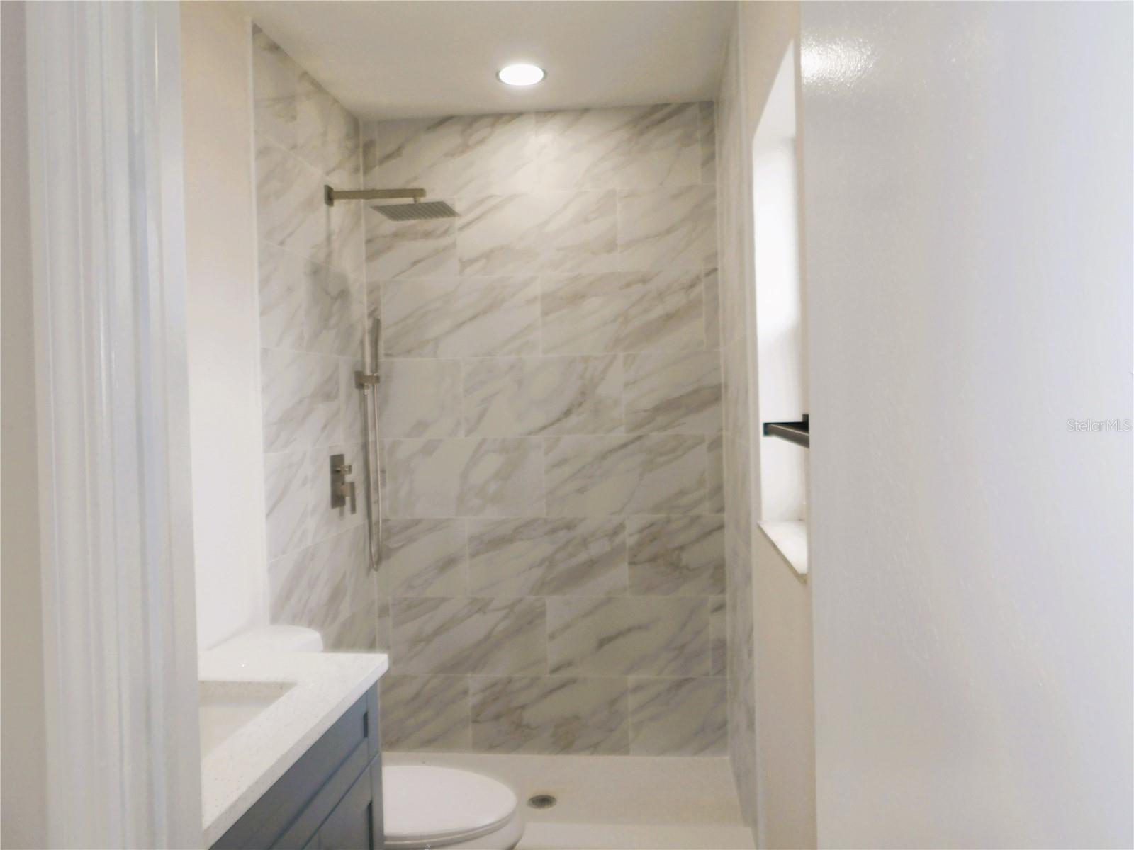 SOUTHWOOD HILLS UNIT 05 - Residential