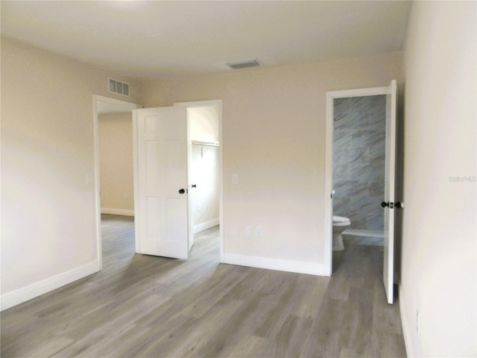 SOUTHWOOD HILLS UNIT 05 - Residential