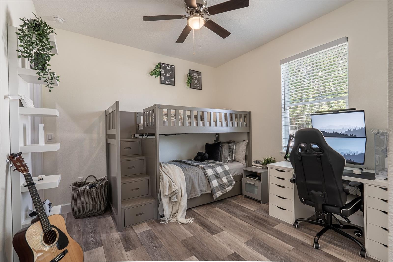 ROBIN PRAIRIE SUB - Residential