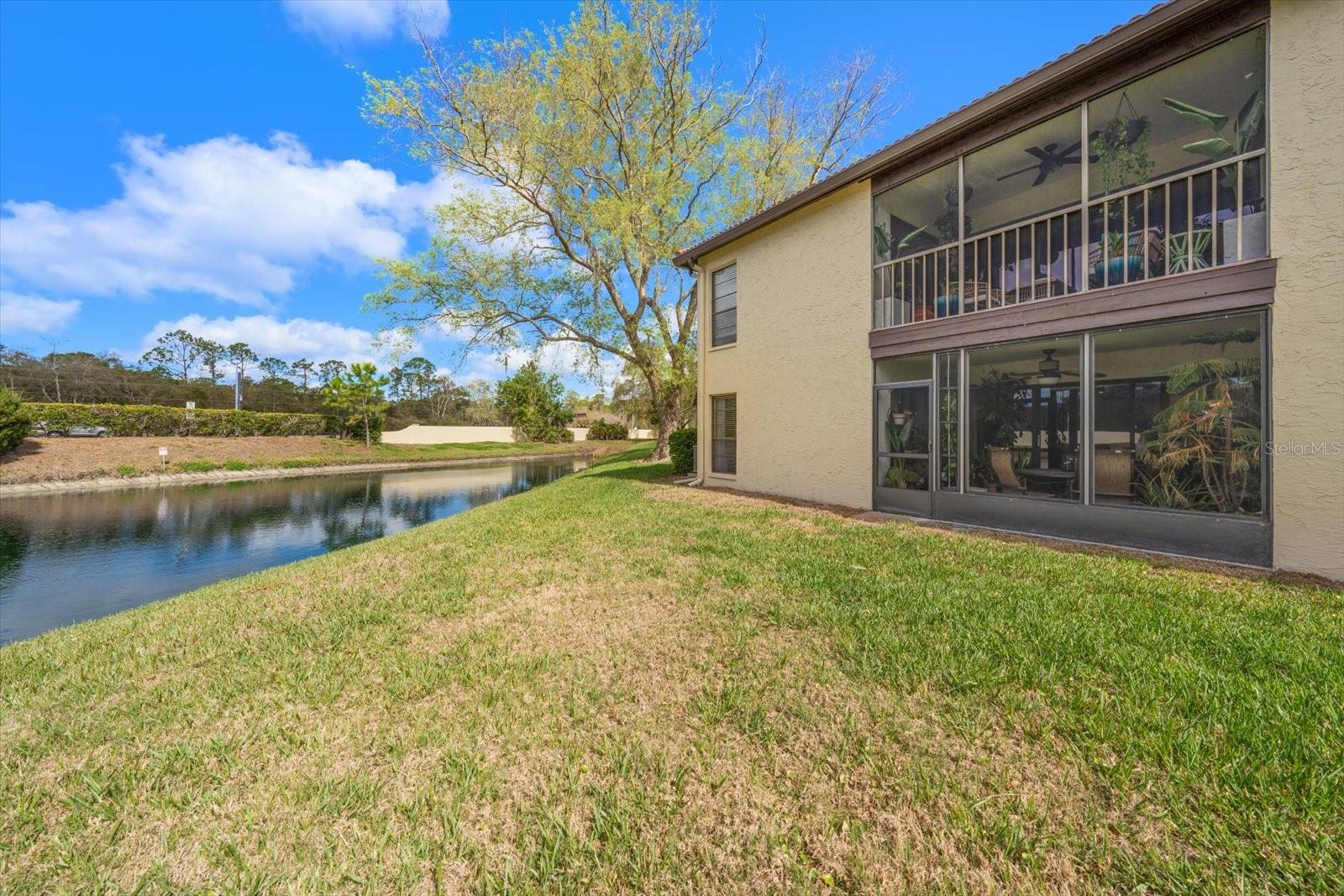 EL PASADO A CONDO - Residential