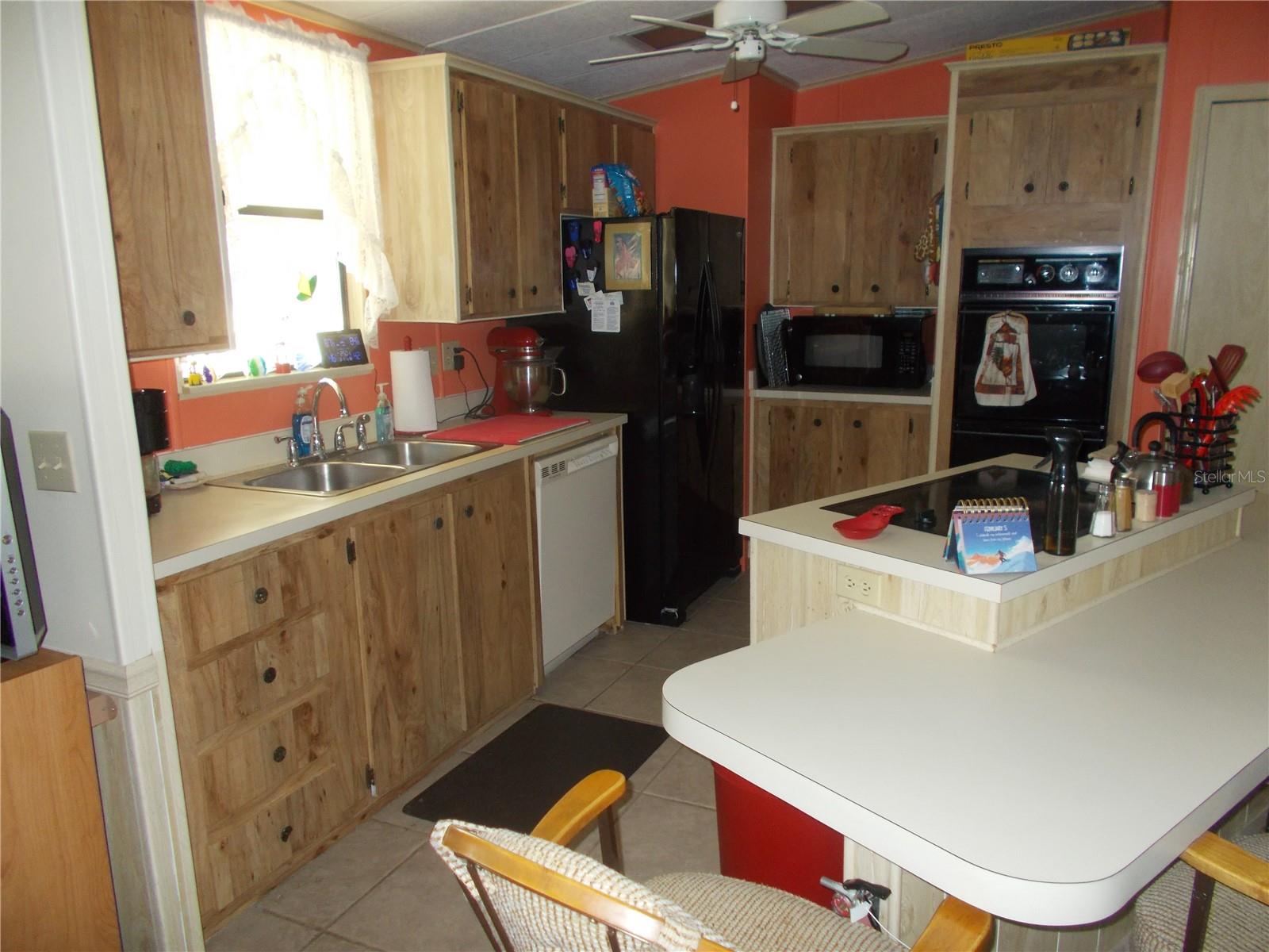 HOLIDAY PARK - Residential