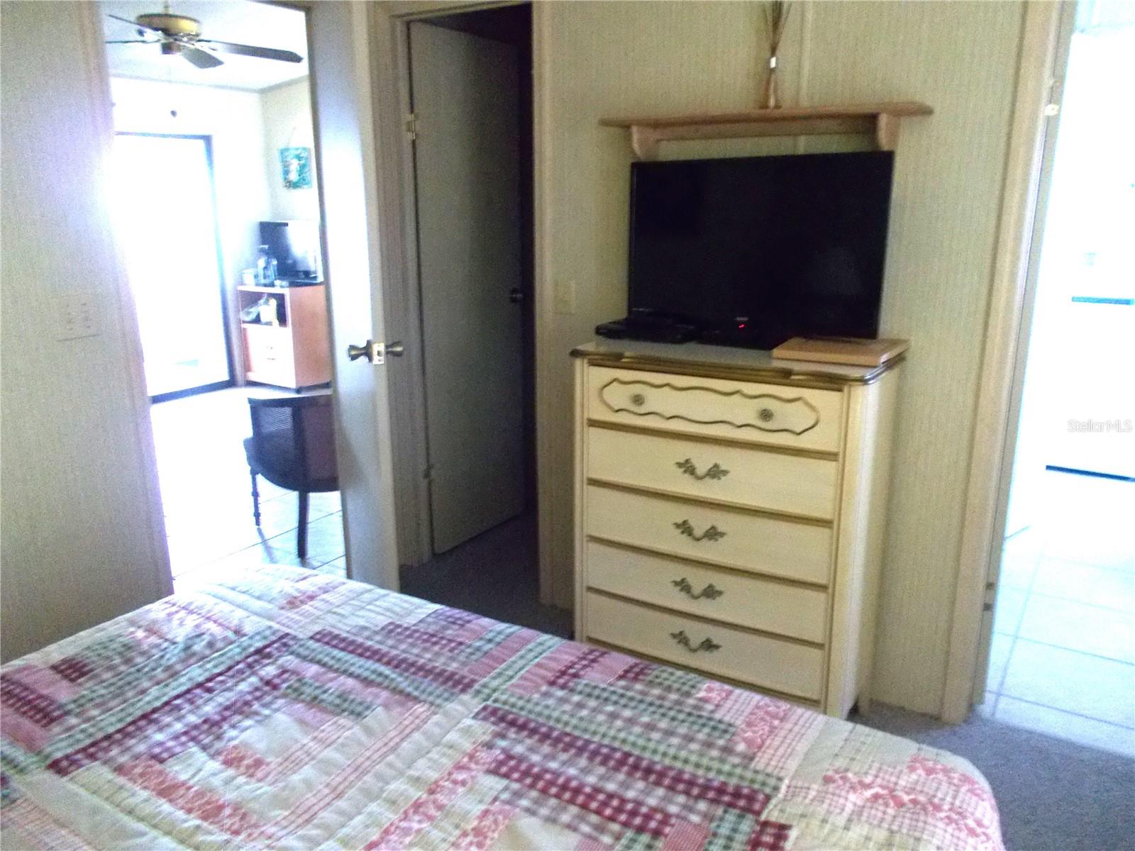 HOLIDAY PARK - Residential