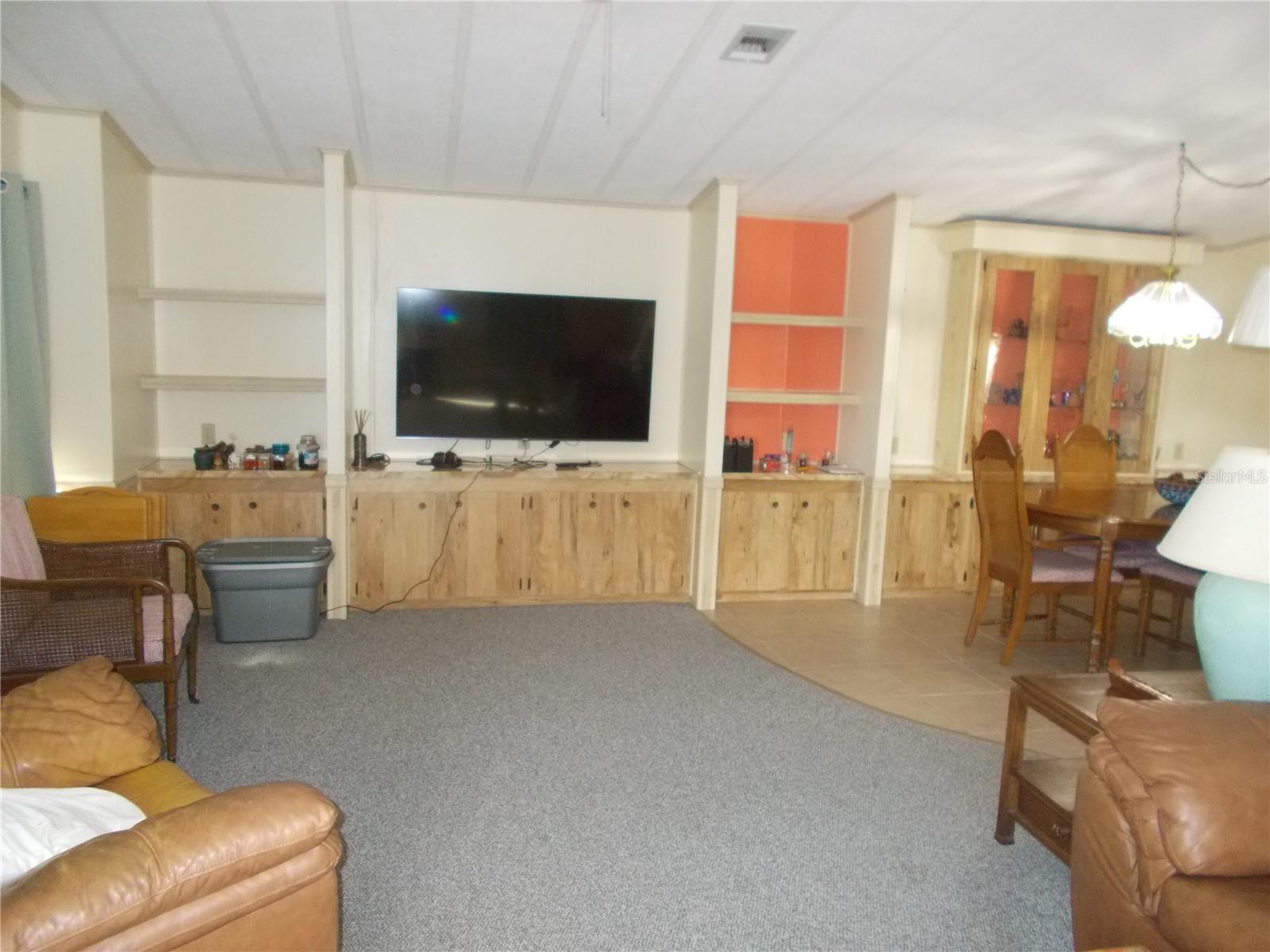 HOLIDAY PARK - Residential