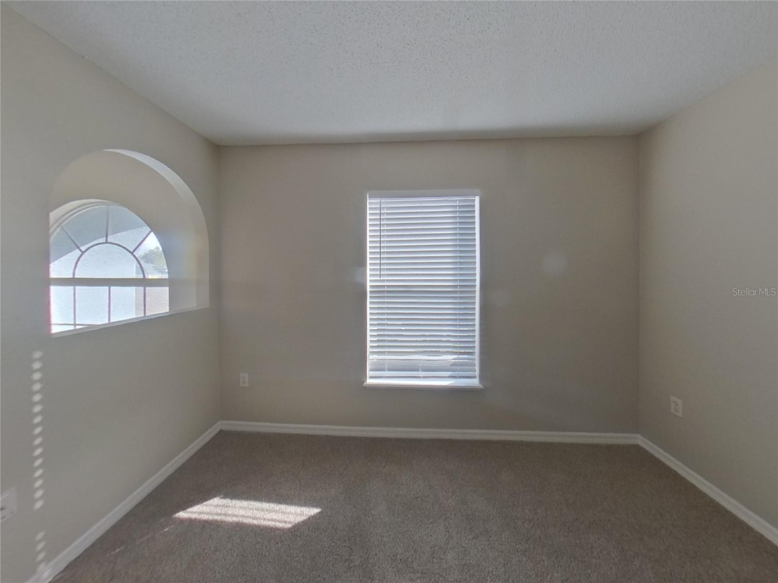 PINES WEST PH 01 - Residential Lease