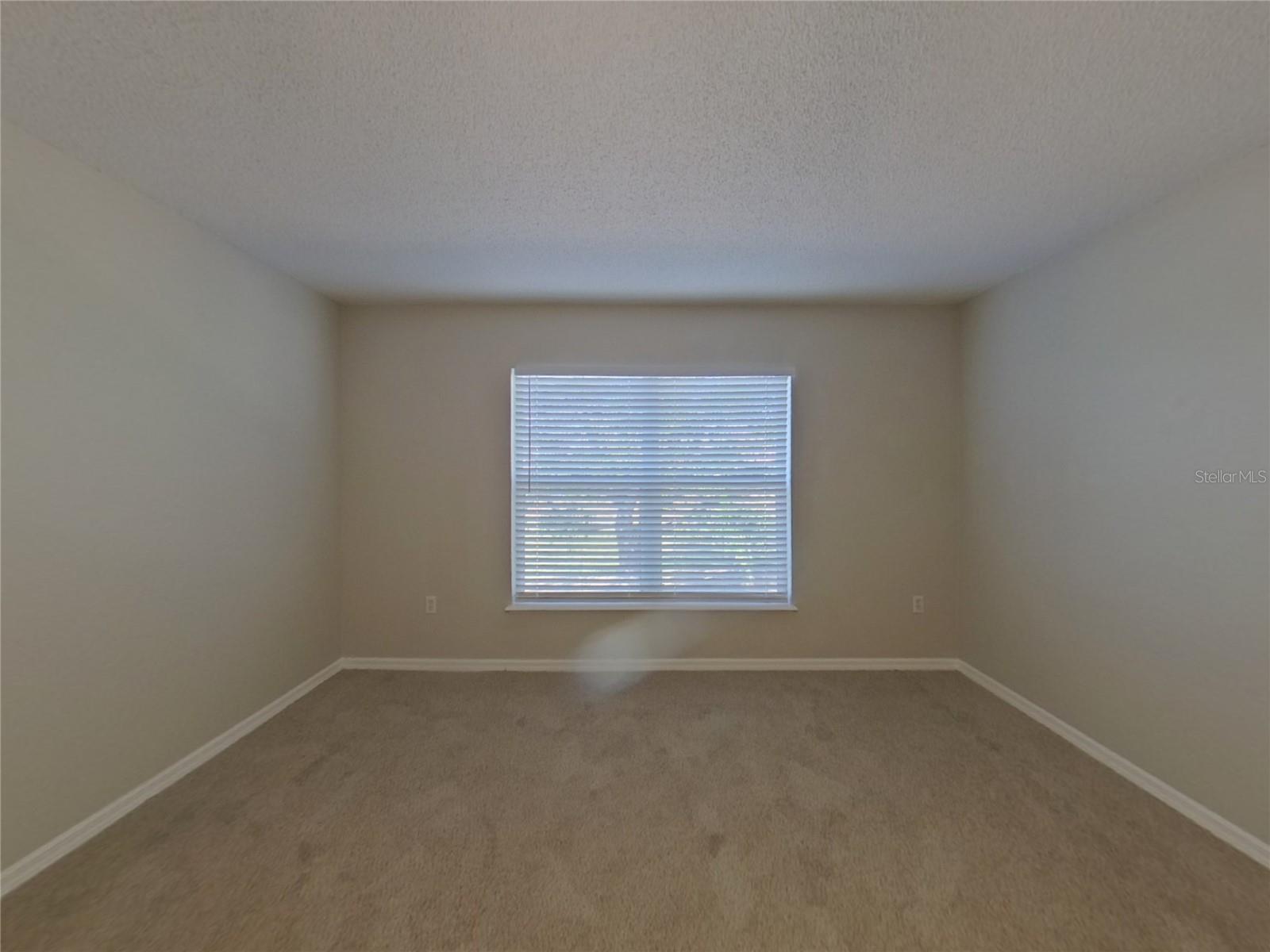 PINES WEST PH 01 - Residential Lease