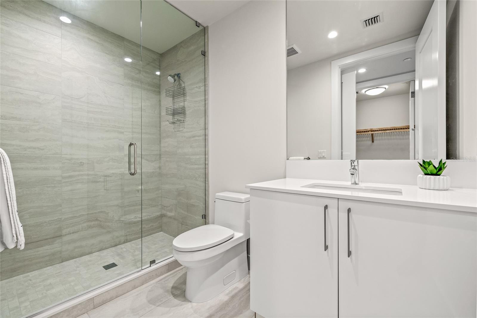SALTAIRE CONDO - Residential