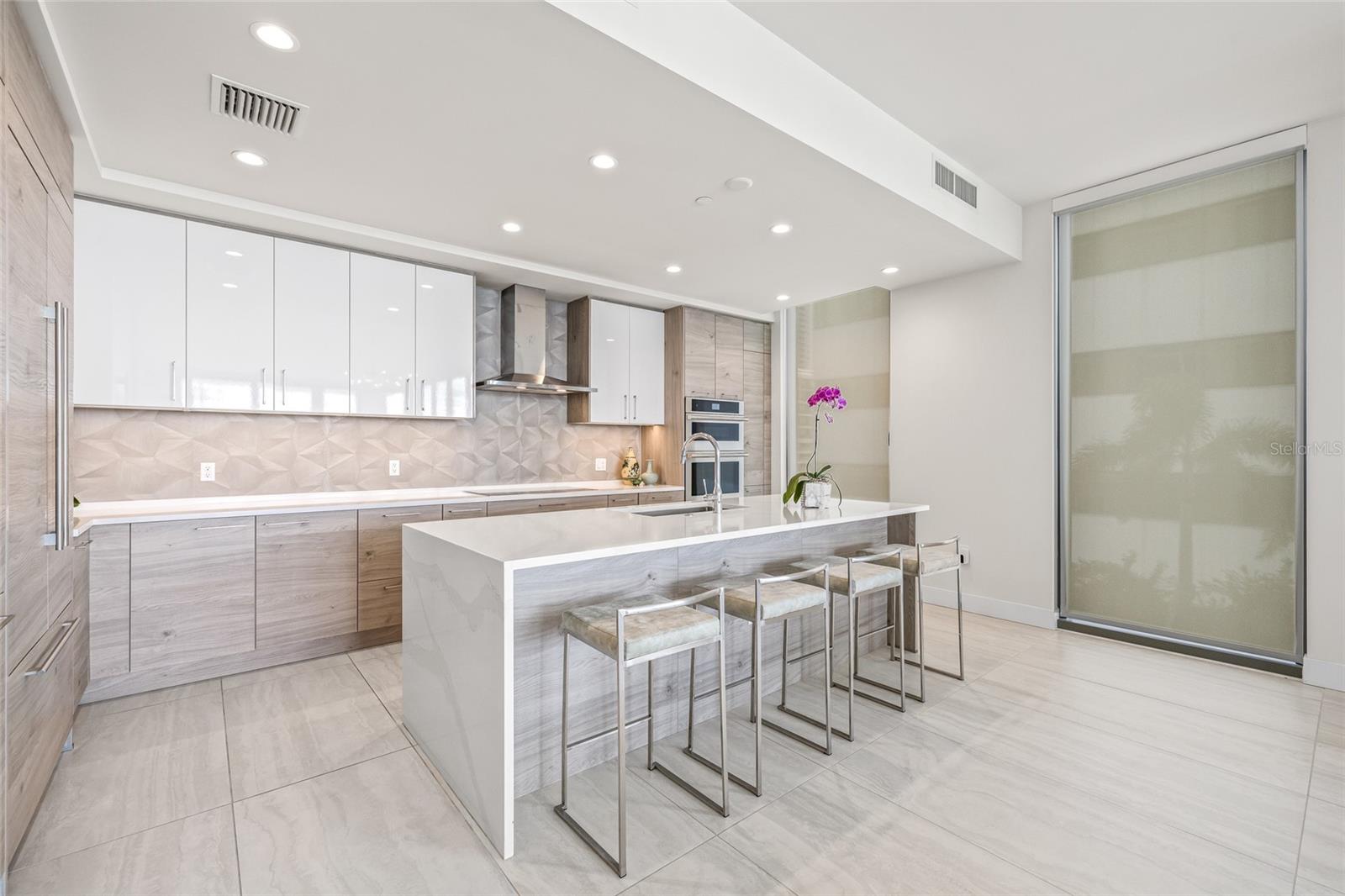 SALTAIRE CONDO - Residential