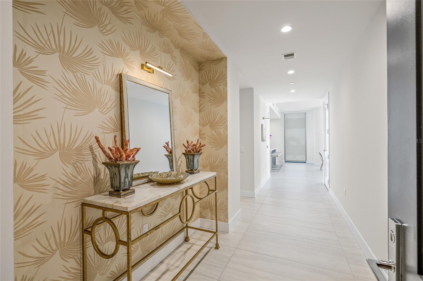 SALTAIRE CONDO - Residential