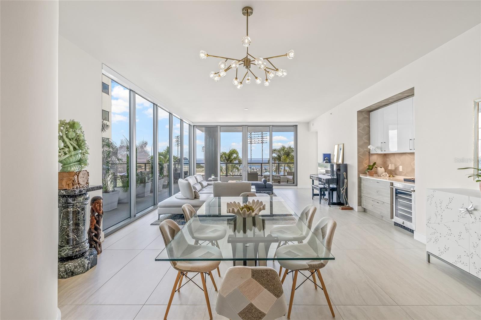 SALTAIRE CONDO - Residential