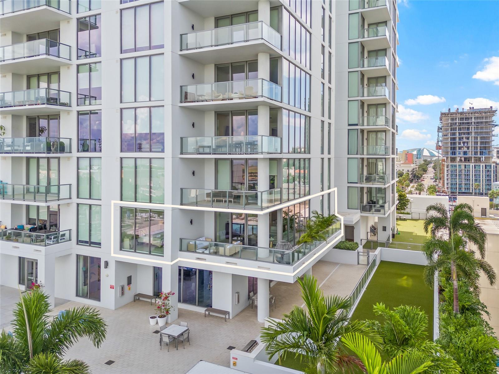 SALTAIRE CONDO - Residential