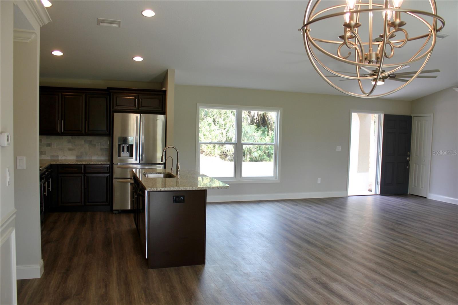 4639 BUTTERFLY LANE