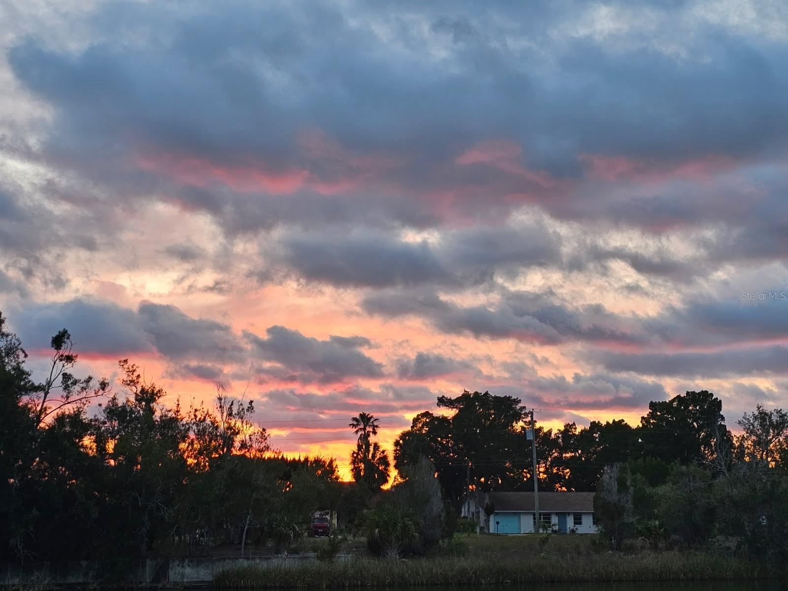 HERNANDO BEACH - Residential