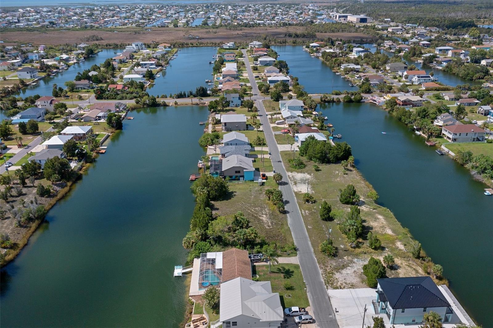 HERNANDO BEACH - Residential