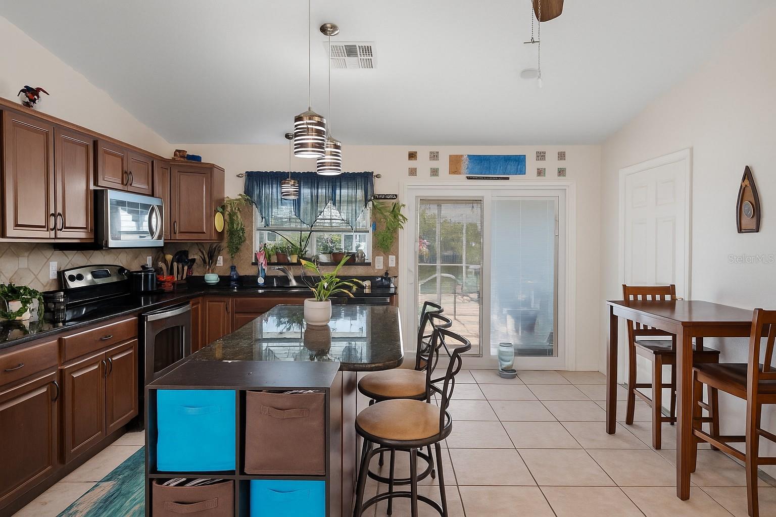 HERNANDO BEACH - Residential