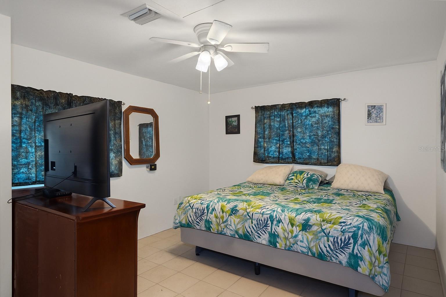 HERNANDO BEACH - Residential