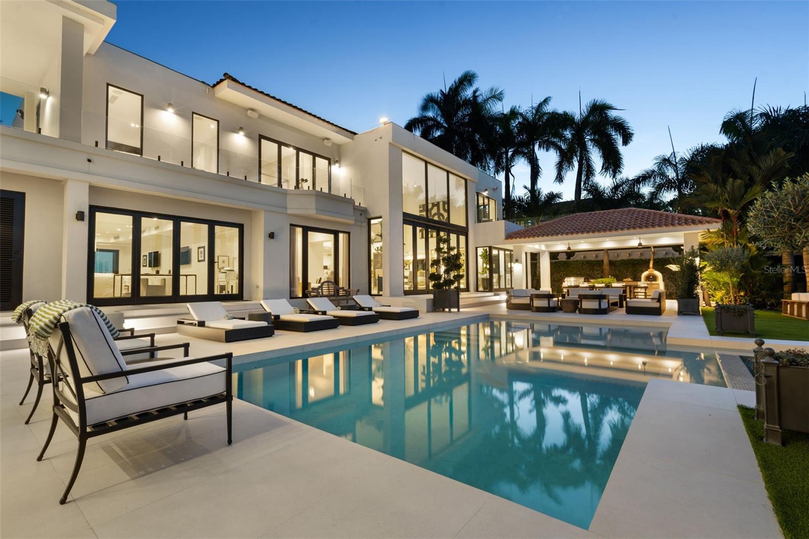 DORADO BEACH EAST - Residential