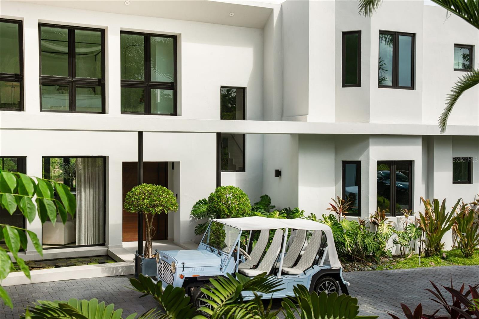 DORADO BEACH EAST - Residential