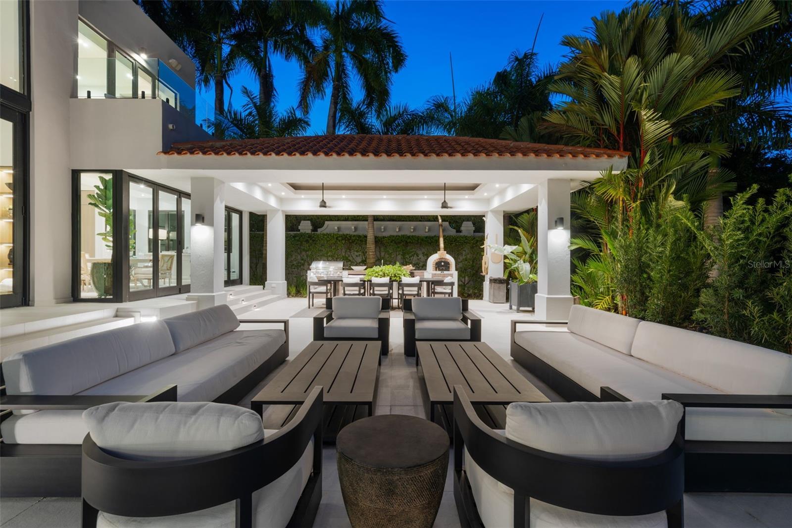 DORADO BEACH EAST - Residential