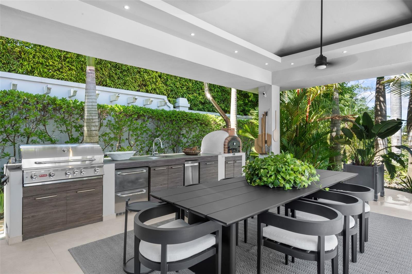 DORADO BEACH EAST - Residential