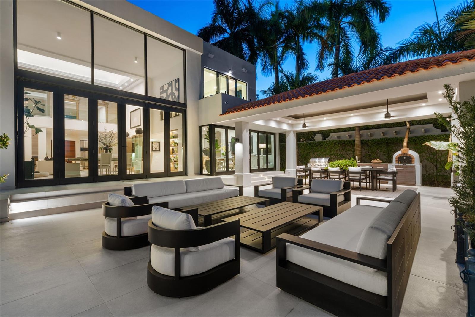 DORADO BEACH EAST - Residential
