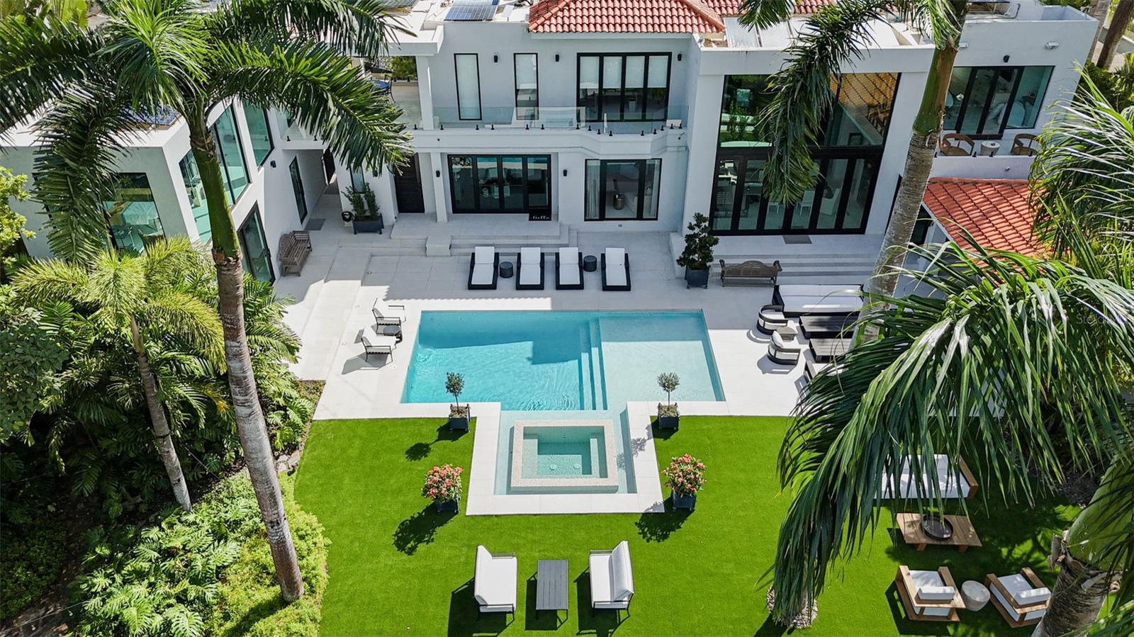 DORADO BEACH EAST - Residential