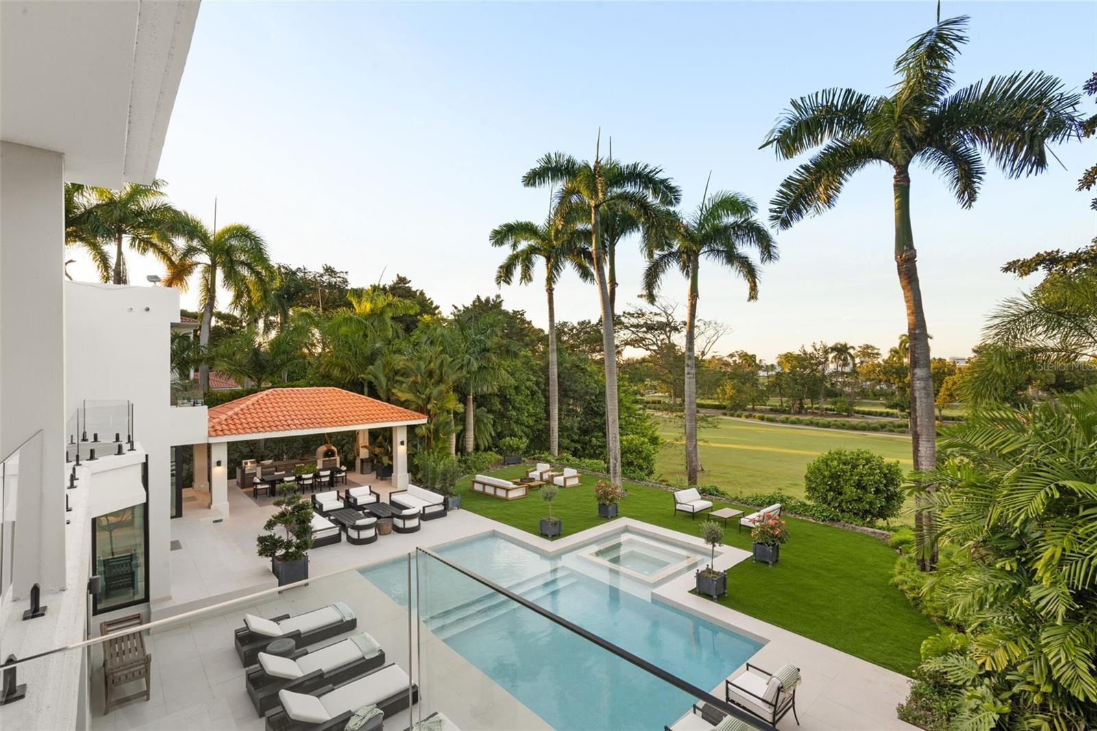 DORADO BEACH EAST - Residential