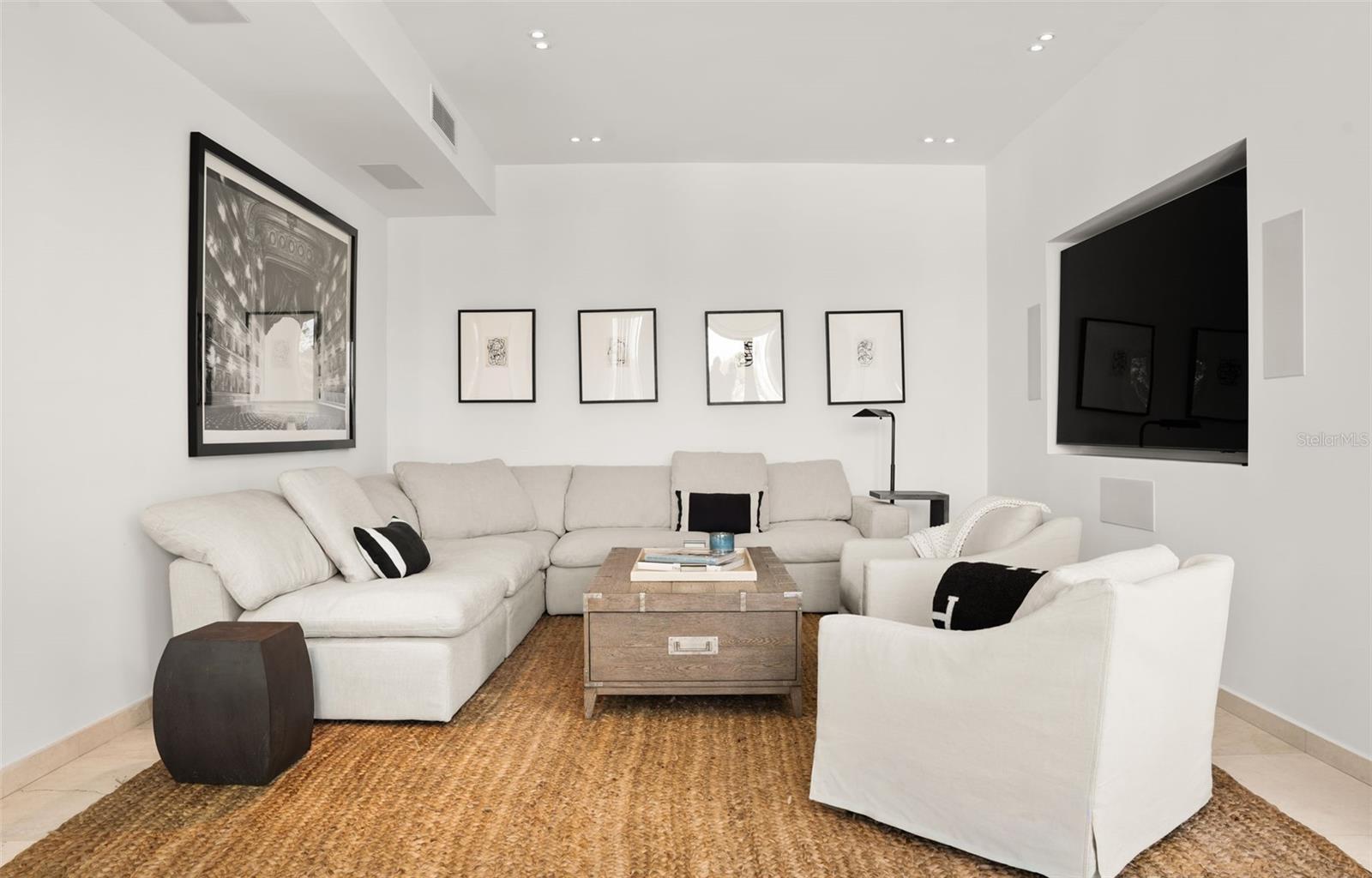 DORADO BEACH EAST - Residential