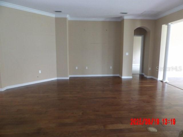 1627 VICTORIA GARDENS DRIVE