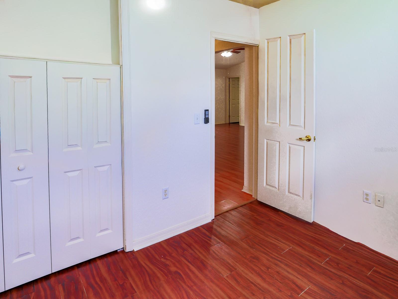 DEVONSHIRE MANOR - Residential