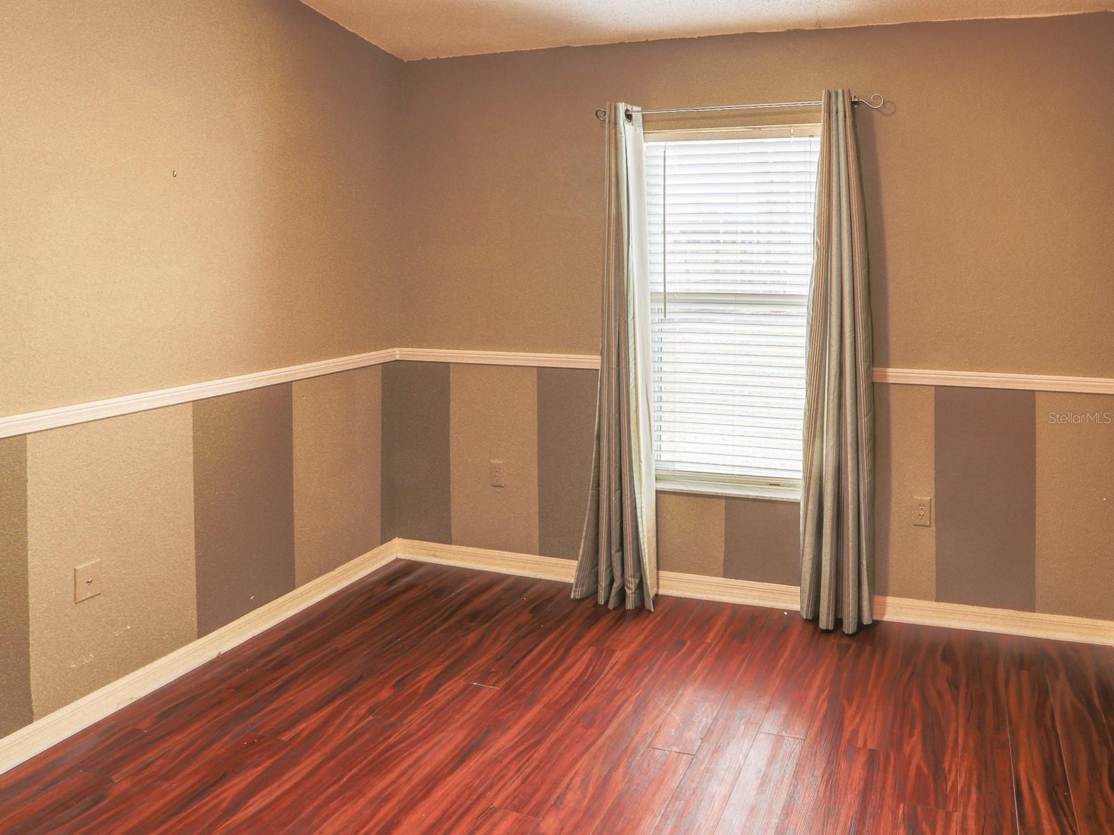 DEVONSHIRE MANOR - Residential