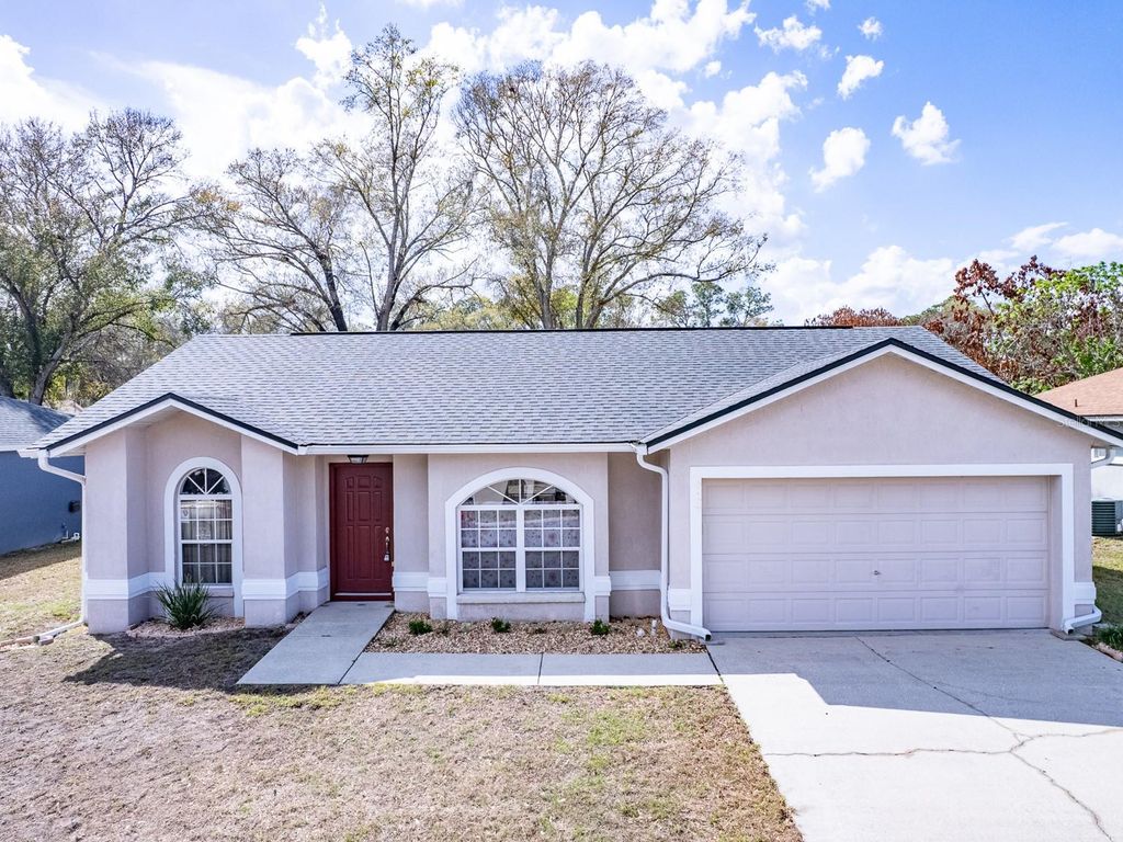 Photo of 8150 E Oakhurst Boulevard, Lakeland, FL 33810 (MLS # L4960080)