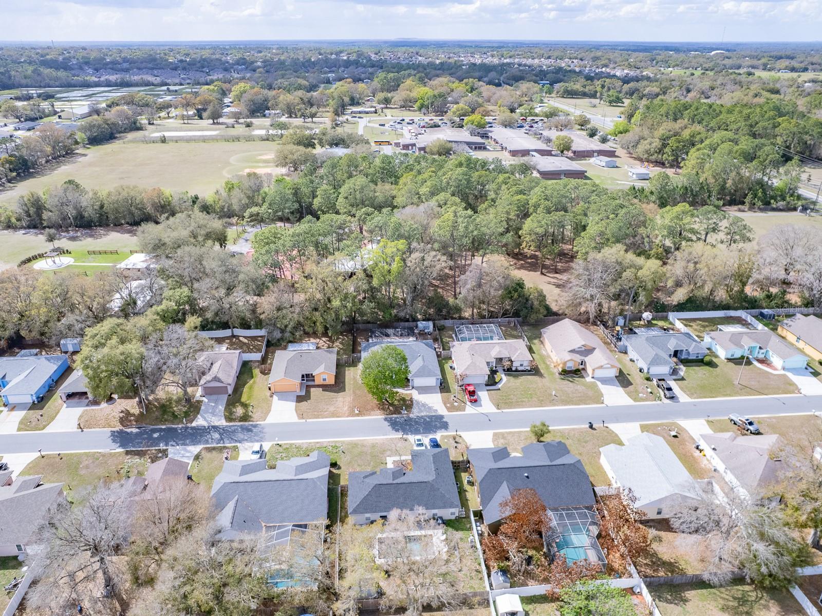 DEVONSHIRE MANOR - Residential