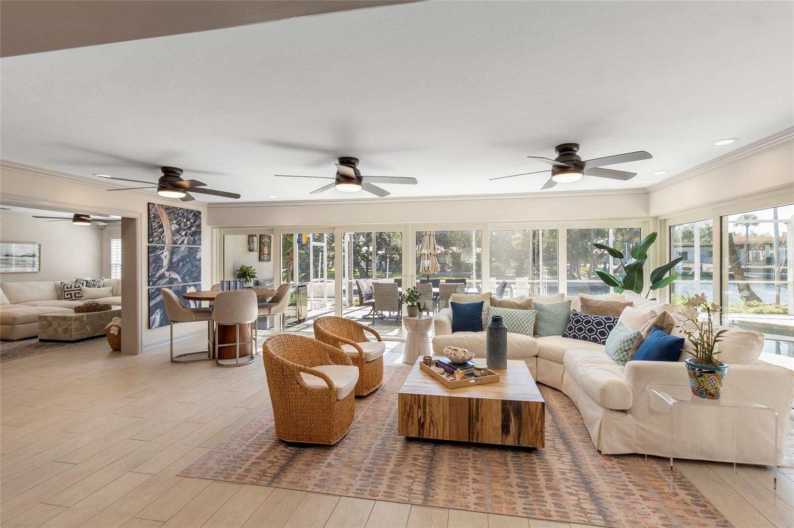 SIESTAS BAYSIDE WATERSIDE EAST - Residential