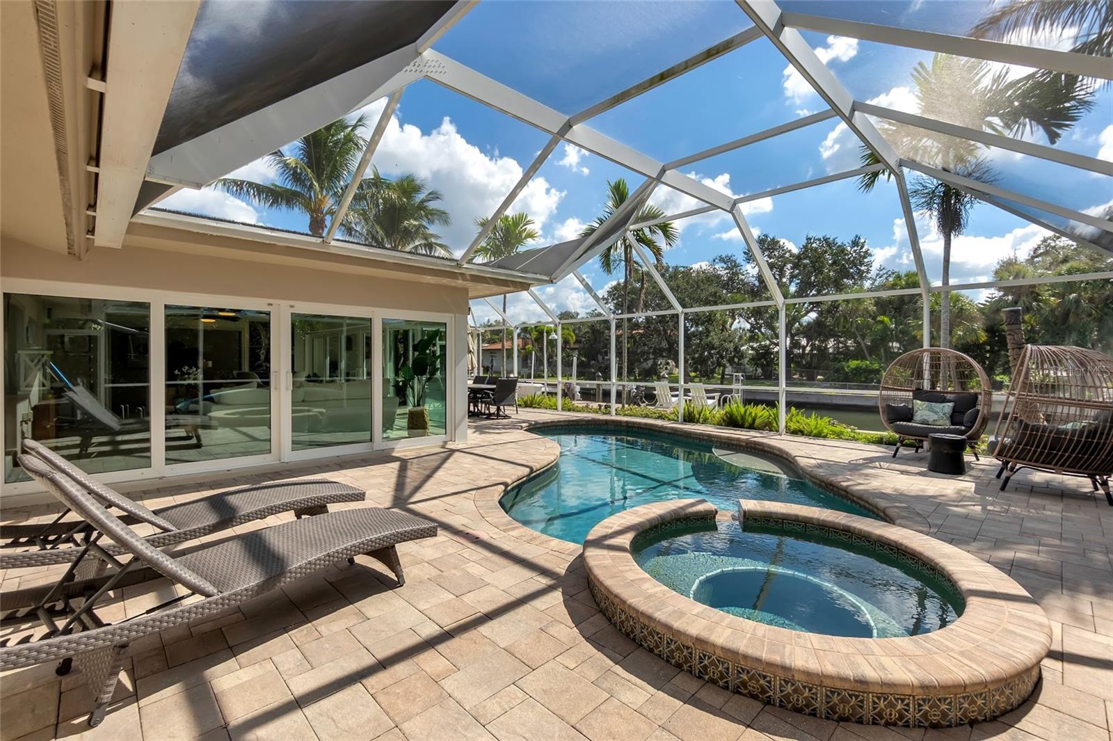 SIESTAS BAYSIDE WATERSIDE EAST - Residential