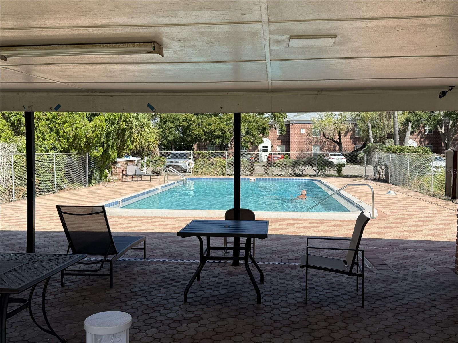JAMESTOWN CONDO - Residential