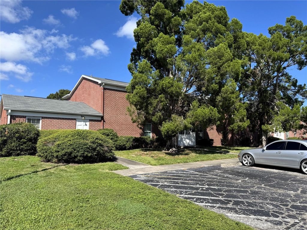Photo of 8520 9th Way N #B, St Petersburg, FL 33702 (MLS # TB8435502)