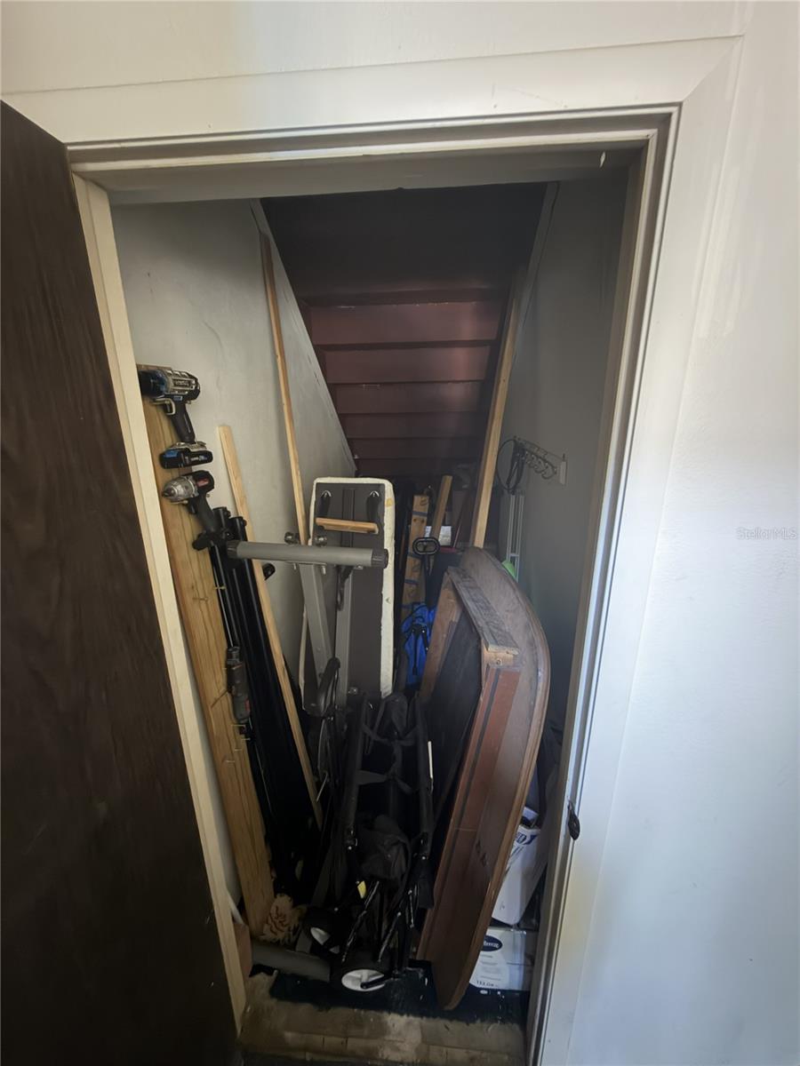 JAMESTOWN CONDO - Residential