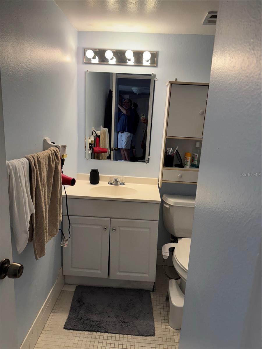 JAMESTOWN CONDO - Residential