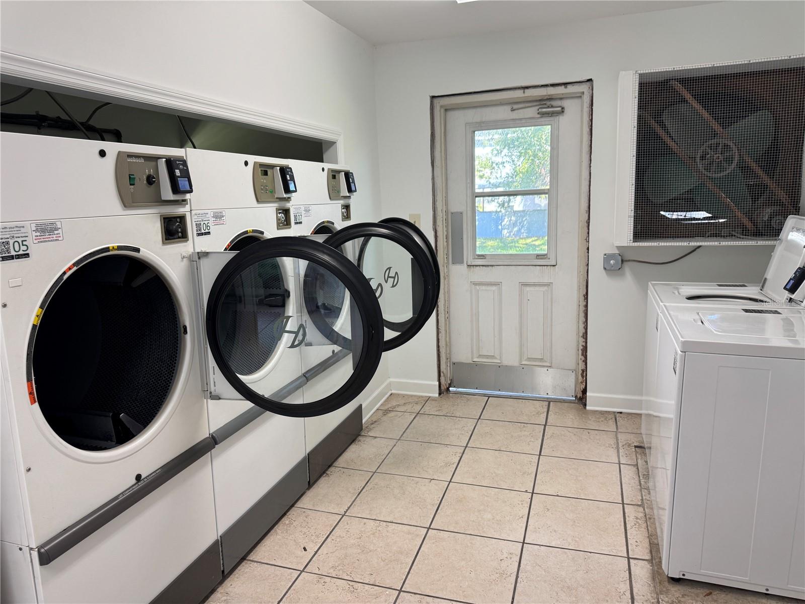 JAMESTOWN CONDO - Residential