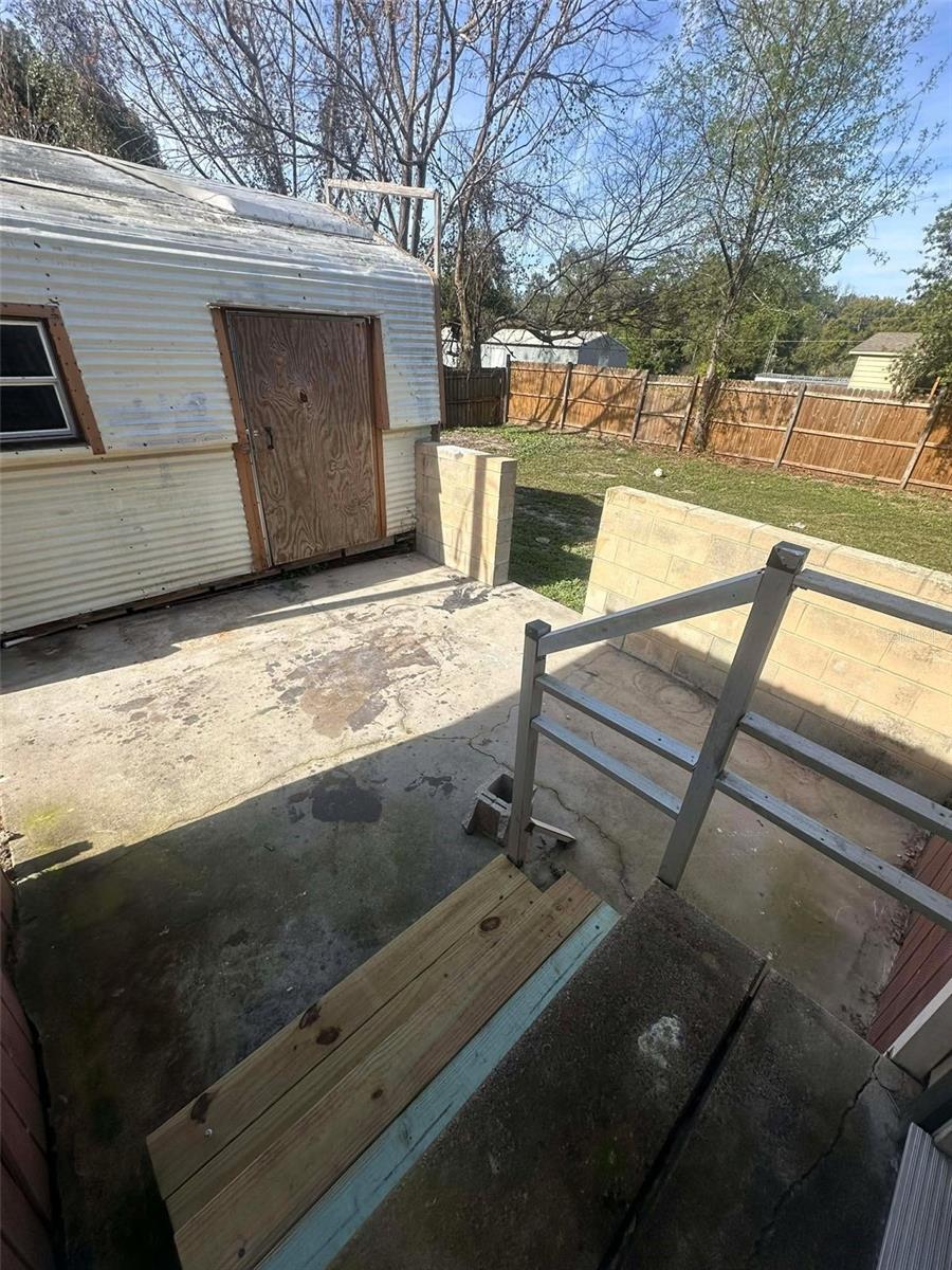 BELLEVIEW HILLS MANOR - Residential