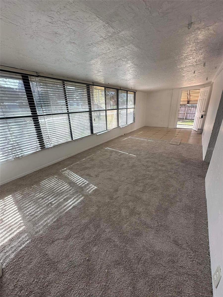 BELLEVIEW HILLS MANOR - Residential