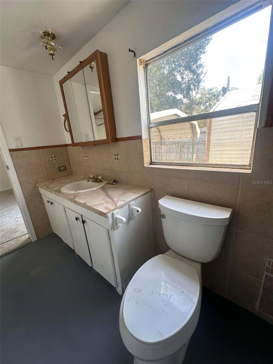 BELLEVIEW HILLS MANOR - Residential