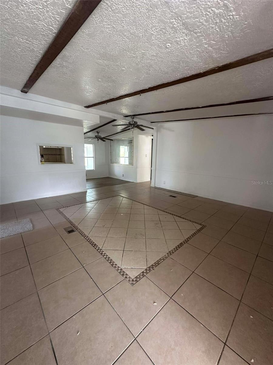 BELLEVIEW HILLS MANOR - Residential