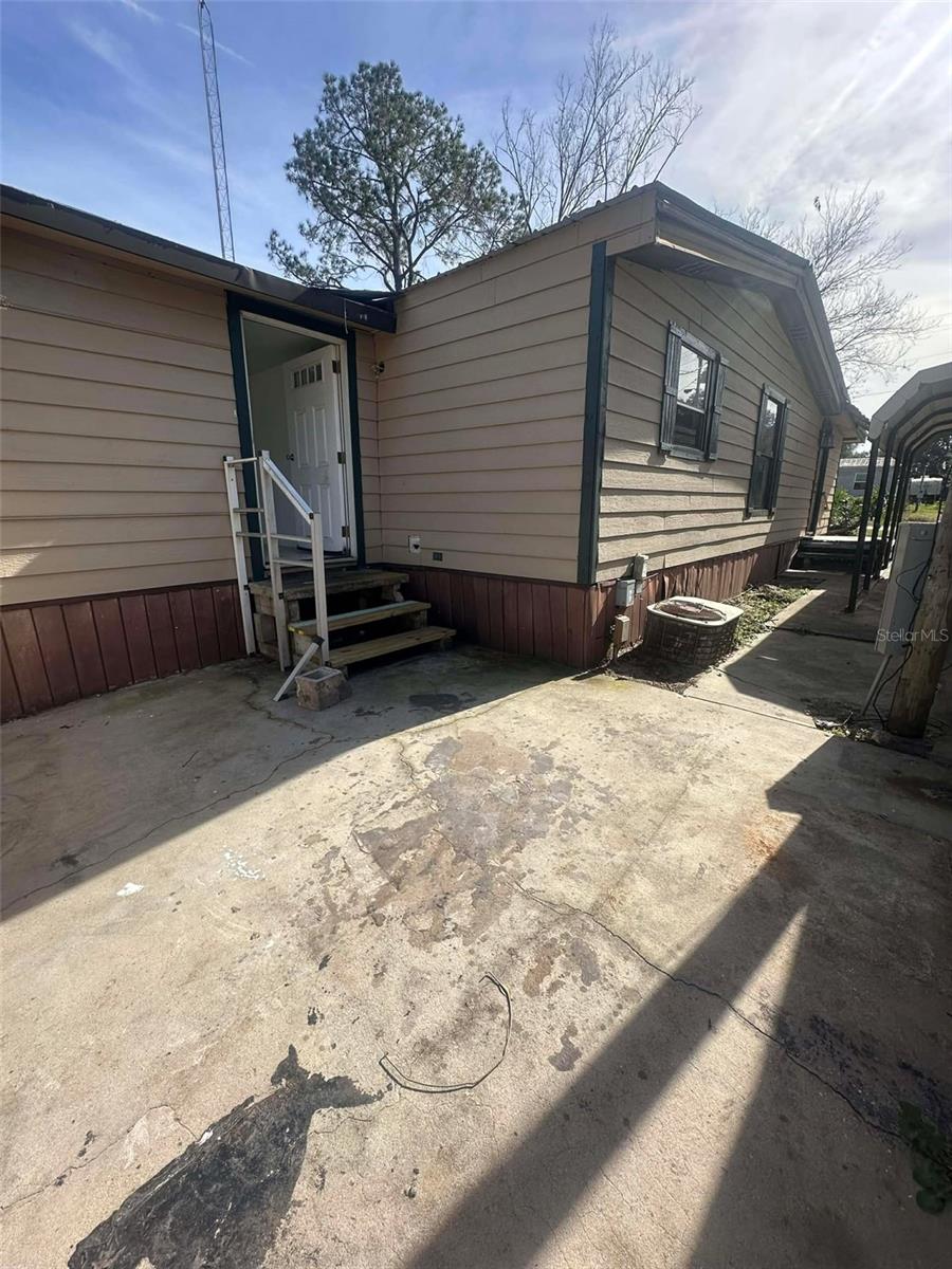 BELLEVIEW HILLS MANOR - Residential