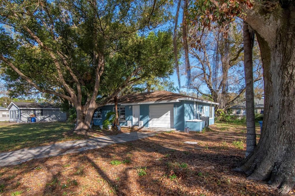 Photo of 7712 E Comanche Avenue, Tampa, FL 33610 (MLS # TB8482437)