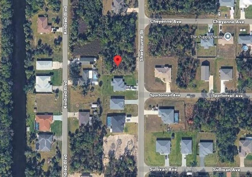 Beautiful vacant lot located in Port Charlotte with newer homes being built around. Close to North Port and 30 minutes from the Gulf beaches.