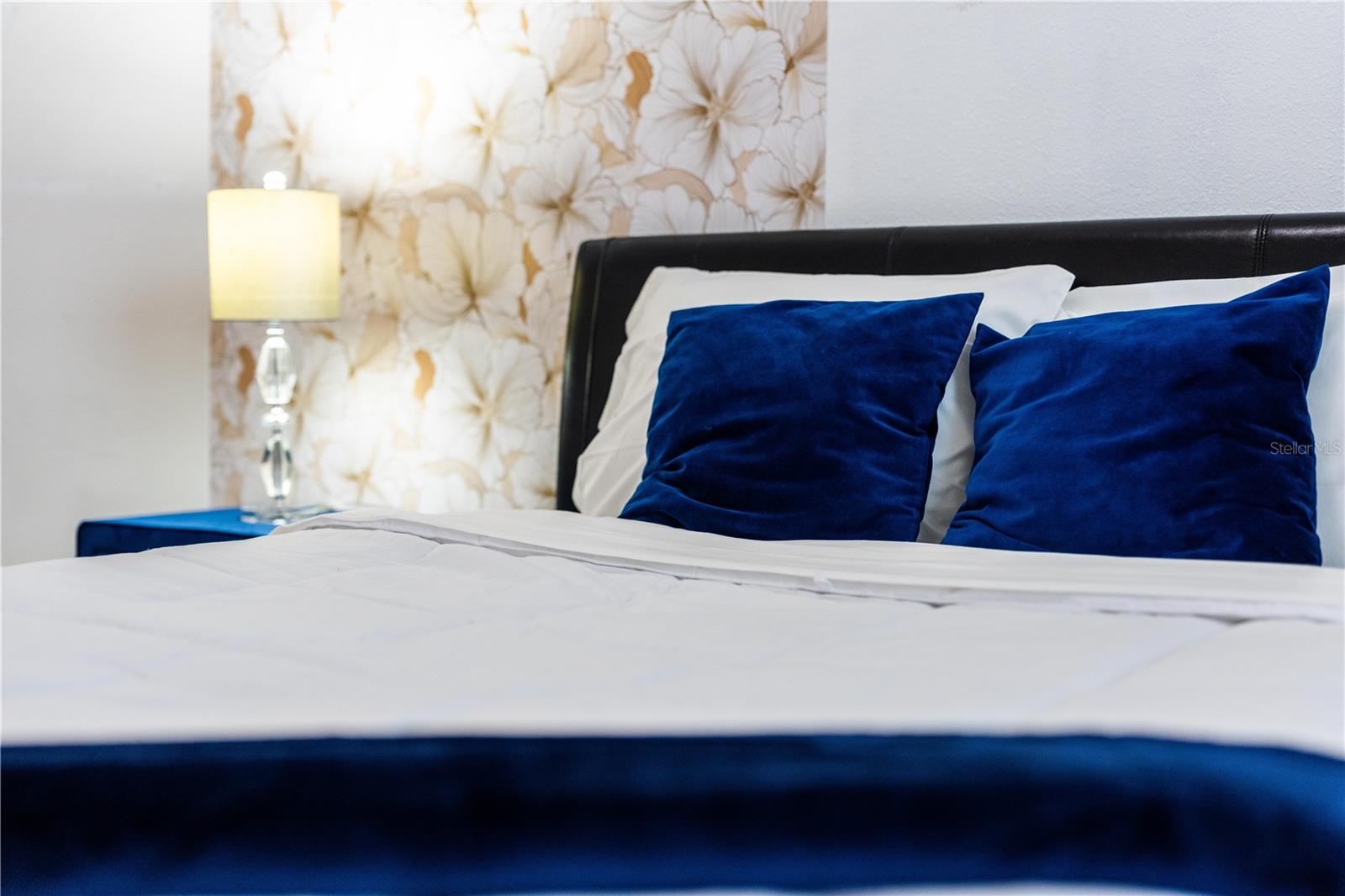 NARCOOSSEE VILLAGE PH 2 - Residential Lease