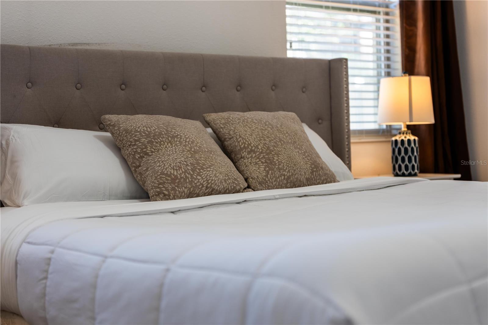 NARCOOSSEE VILLAGE PH 2 - Residential Lease