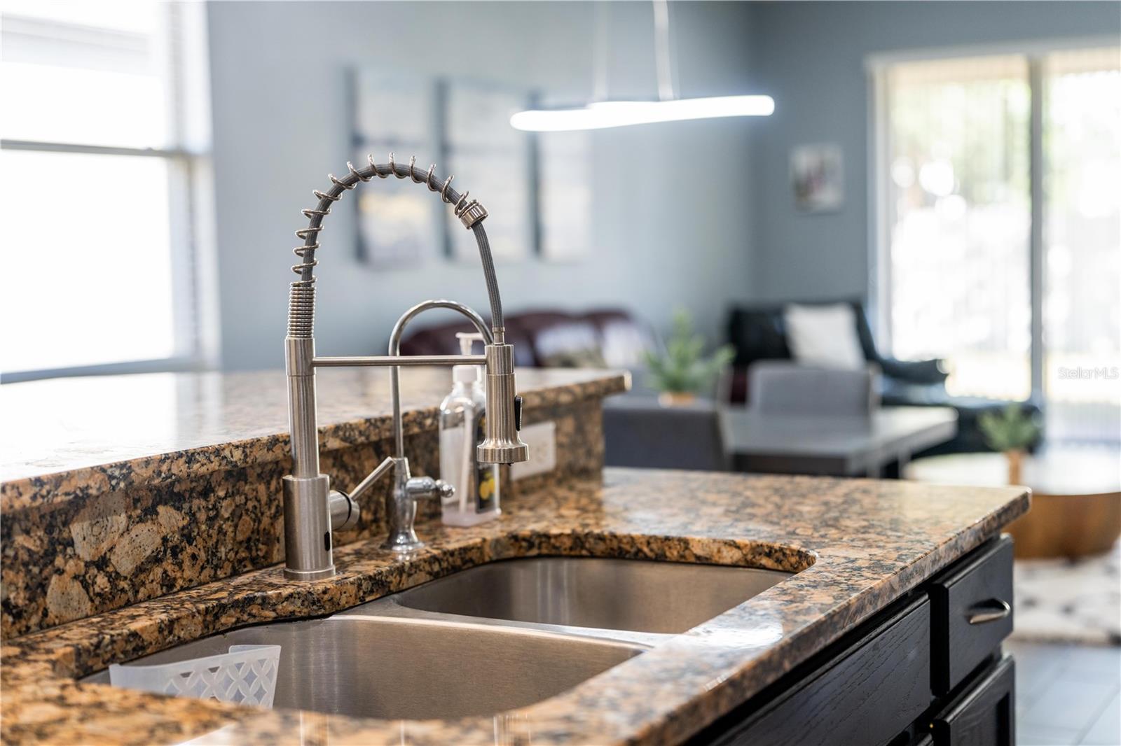 NARCOOSSEE VILLAGE PH 2 - Residential Lease